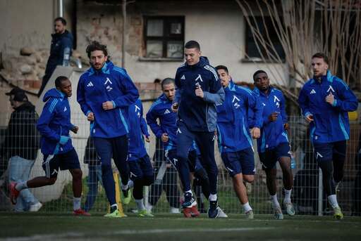 Левски закри заниманията през уикенда