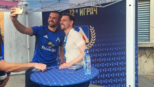 Хичо: Когато те гони Лудогорец, 7 точки са малко, но аз залагам за титла на Левски