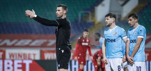 "Главно корумпе" = 3000 евро глоба, обяви БФС