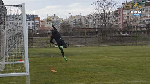 Вуцов, Луков и Владимиров тренират здраво под ръководството на Божидар Митрев