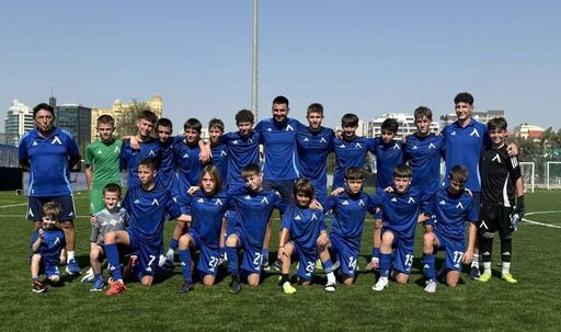 Децата на Левски с успех над Аякс, чакат Байерн