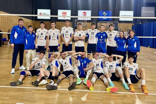 Юношите на Левски взеха мача със Славия, излизат втори