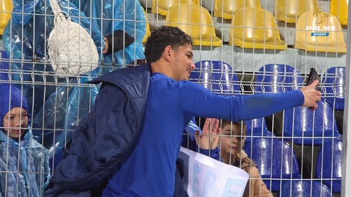 Фенове на Левски "съблякоха" голмайстора Евертон Бала