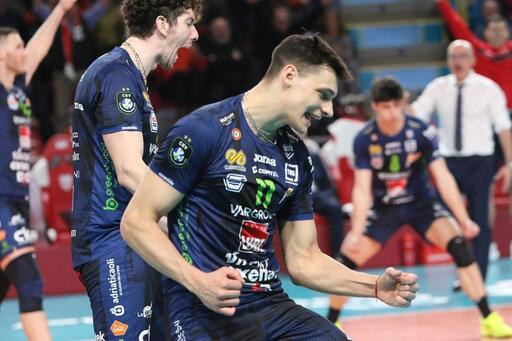 Алекс Николов MVP при успех на Лубе в Шампионска лига