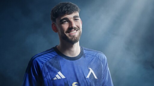 Вуликич наследи "шестицата" на Цунами