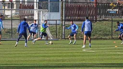 Левски тренира без Вуцов, Иво Мотев и Александър Кръстев от втория тим се готвиха с батковците си