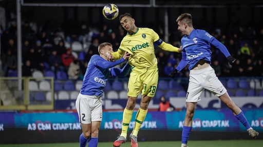 Лудогорец отново доближи Левски на шест точки след разгром над Спартак Варна