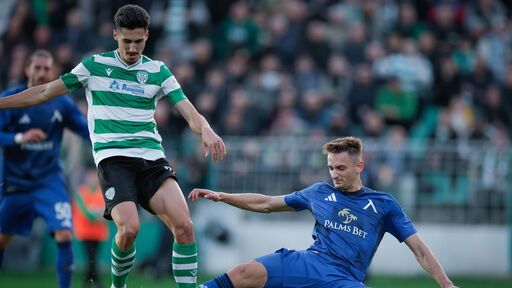 Левски приема Черно море във важен мач преди паузата