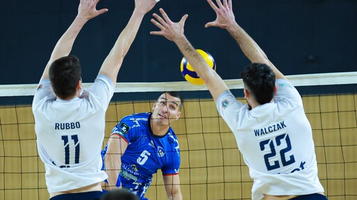 Фактическата защита на титлата започва днес: Левски посреща Монтана