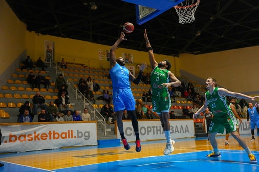 Левски и Балкан ще играят в понеделник