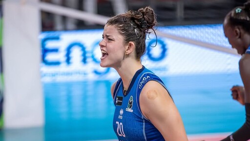 Италианска медия изпраща Мика Стоянова в Мачерата