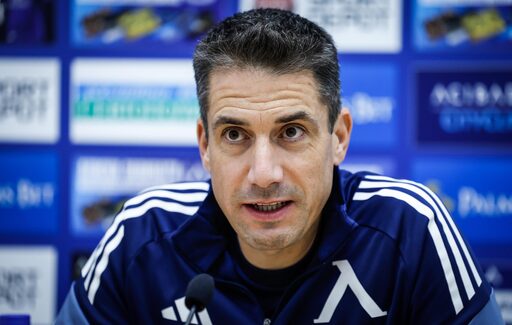 Веласкес преди Добруджа: Подхождаме с уважение, но отиваме да наложим нашия стил и да спечелим мача