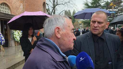 Волейболната легенда Димитър Каров отдаде почит към паметта на Борислав Михайлов