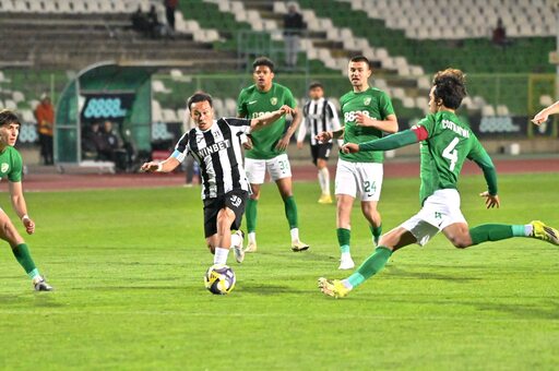 Берое и Локомотив Пловдив с нулево реми под Аязмото