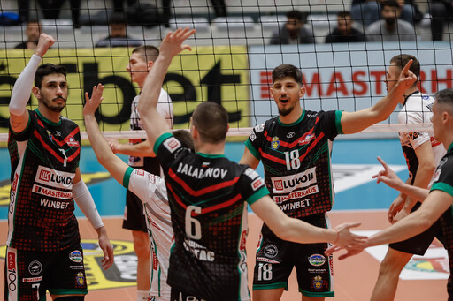 Нефтохимик би Локомотив Авиа, серията ще се реши в пети мач