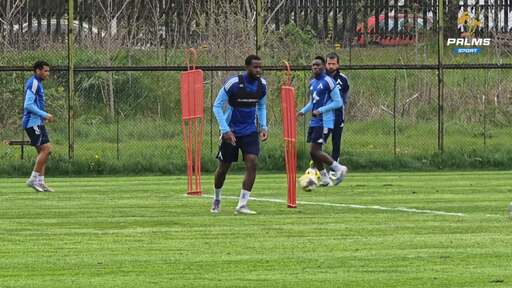 Карл Фабиен тренира с основната група на Левски, "сините" вече се готвят за дербито с ЦСКА