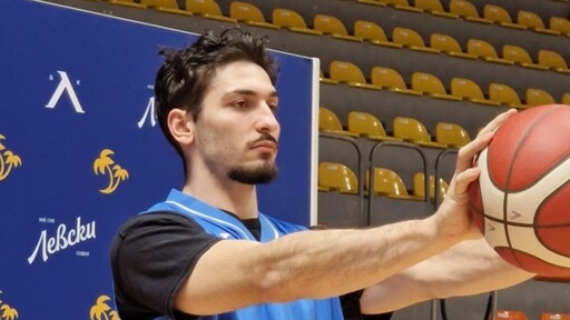 Боби Младенов със силен мач в Адриатическата лига при успех на Виена