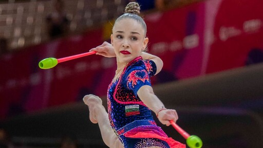 Стилияна Николова е световна шампионка на бухалки!