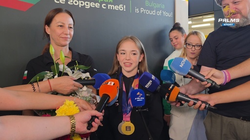 Стилияна Николова и Валентина Иванова след успешното представяне на Световното първенство
