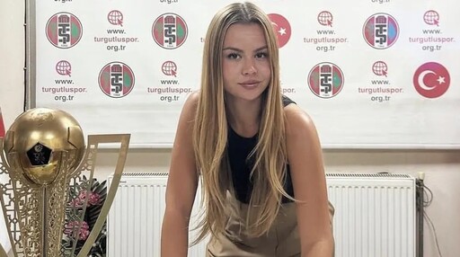 Историческо назначение в Турция: 22-годишната Зейнеп Местан пое мъжкия Тургутлуспор