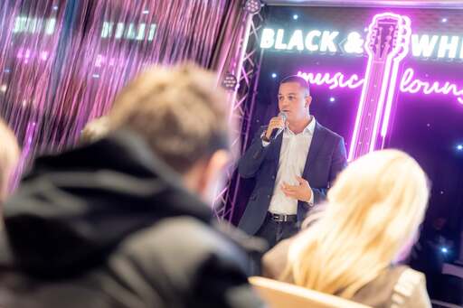 Цанко Цанков представи филма „Мисия: Ламанш“ пред публика в София